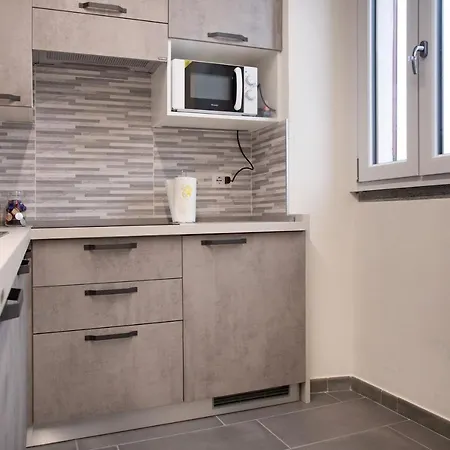 Efihouse Lago Maggiore Luino